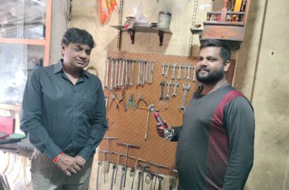 Distributing Wrench & Eye Protection Goggles to Unskilled Mechanics