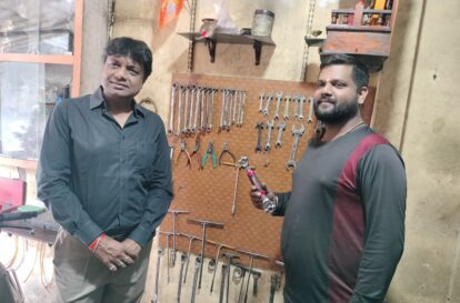 Distributing Wrench & Eye Protection Goggles to Unskilled Mechanics