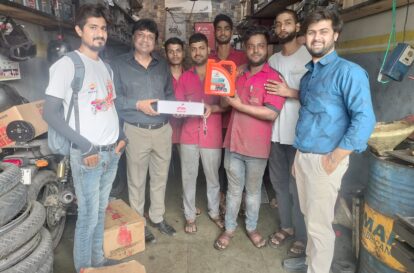 Distributing Wrench & Eye Protection Goggles to Unskilled Mechanics